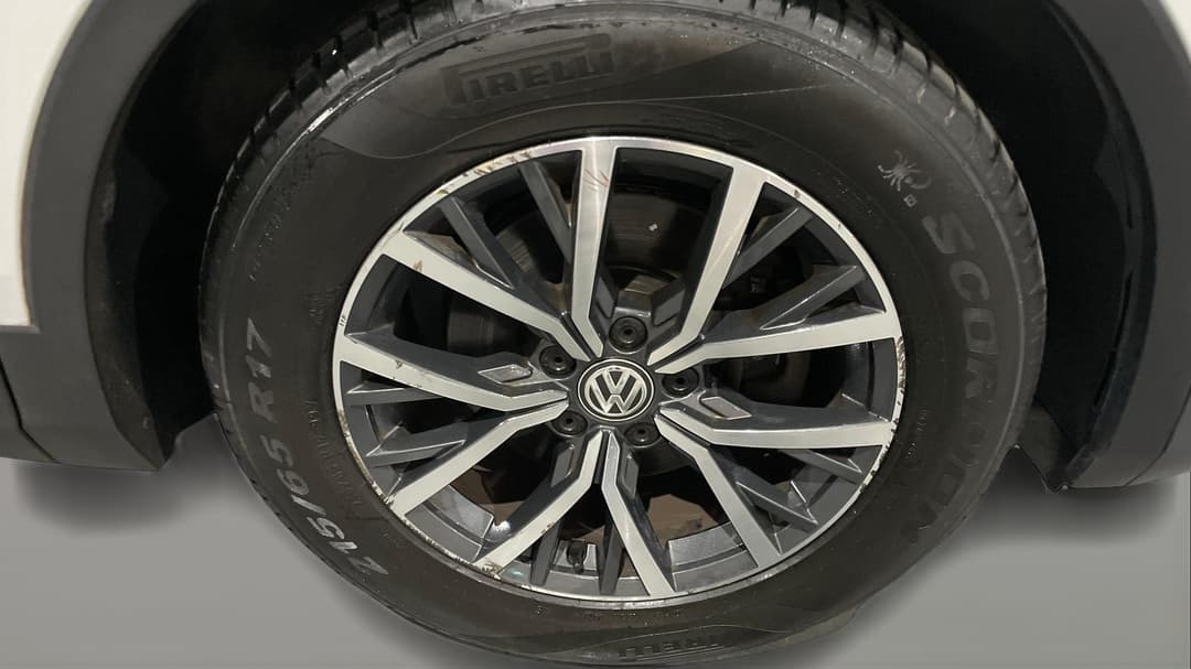 2018 Volkswagen Tiguan 110 Tsi Comfortline, Automatic, 78867 km, Right Front Wheel