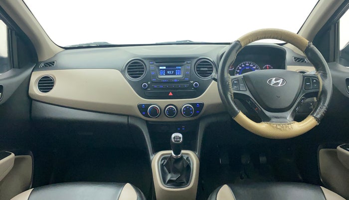 2016 Hyundai Grand i10 SPORTZ 1.2 KAPPA VTVT, Petrol, Manual, 1,14,586 km, Dashboard