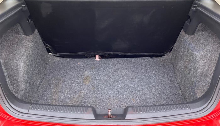 2015 Volkswagen Polo HIGHLINE1.2L PETROL, Petrol, Manual, 68,406 km, Boot Inside