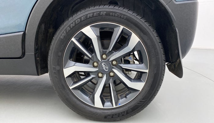 2019 Mahindra XUV300 W8 (O) DIESEL  AT, Diesel, Automatic, 7,815 km, Left Rear Wheel