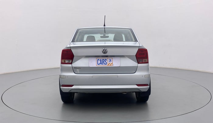 2017 Volkswagen Ameo HIGHLINE1.2L PLUS 16 ALLOY, Petrol, Manual, 33,708 km, Back/Rear