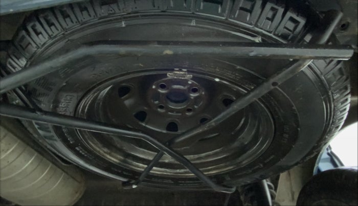 2015 Maruti Eeco 5 STR WITH AC PLUSHTR, Petrol, Manual, 81,165 km, Spare Tyre