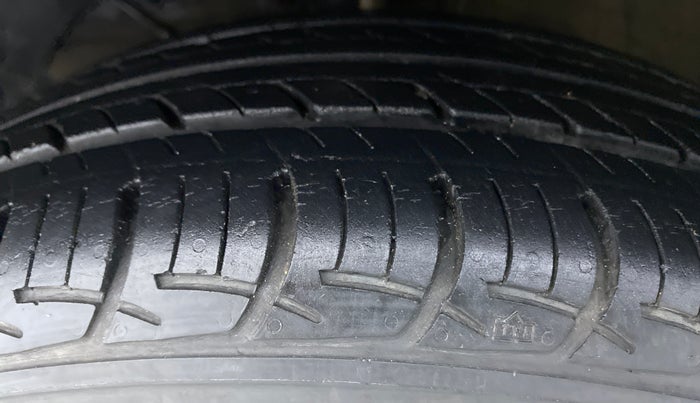 2018 Maruti Baleno DELTA 1.2 K12, Petrol, Manual, 24,749 km, Left Front Tyre Tread