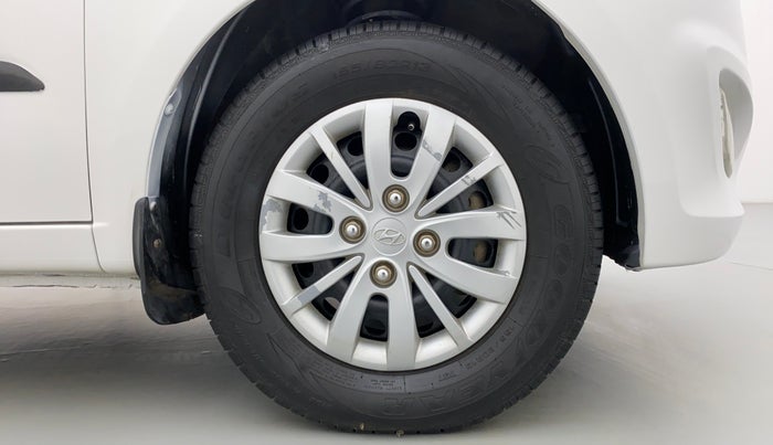 2014 Hyundai i10 SPORTZ 1.1 IRDE2, Petrol, Manual, 45,857 km, Right Front Wheel
