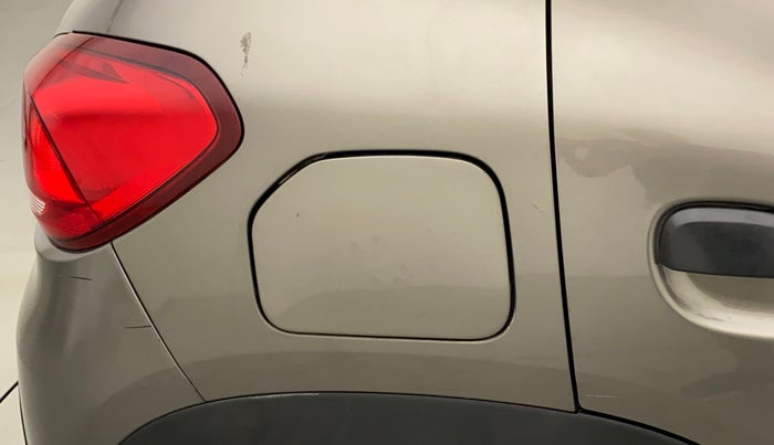 2017 Renault Kwid RXT 1.0 (O), Petrol, Manual, 23,608 km, Right quarter panel - Minor scratches