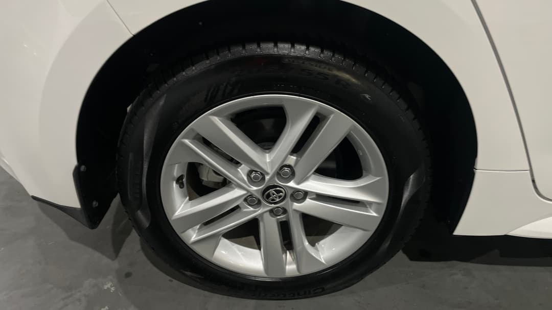 2020 Toyota Corolla Ascent Sport Hybrid, Automatic, 40377 km, Right Rear Wheel