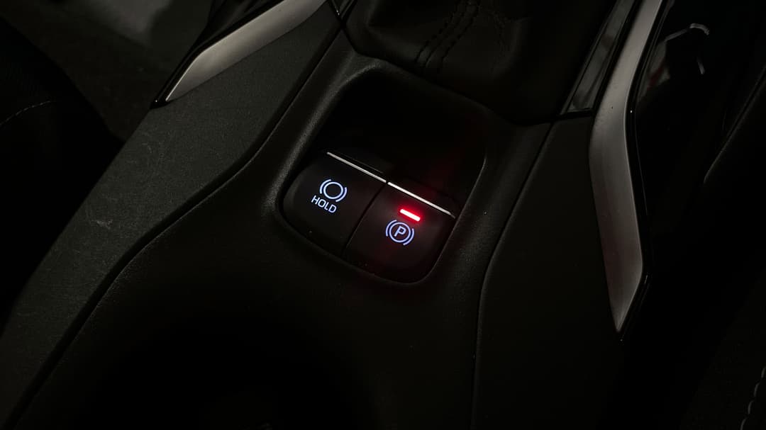 2020 Toyota Corolla Ascent Sport Hybrid, Automatic, 40377 km, Handbrake