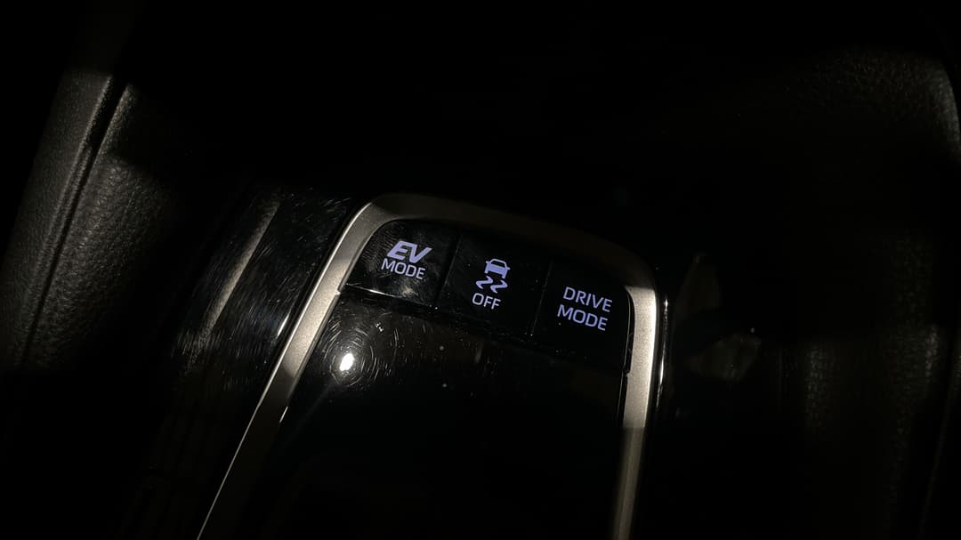 2020 Toyota Corolla Ascent Sport Hybrid, Automatic, 40377 km, Utility Switches/Buttons