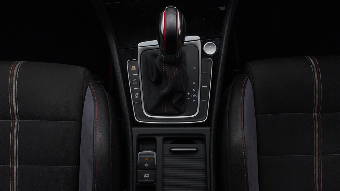 2016 Volkswagen Golf Gti 40 Years, Automatic, 117625 km, Gear Lever 