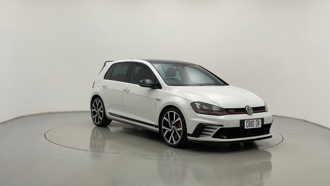 2016 Volkswagen Golf Gti 40 Years, Automatic, 117625 km, Right Front Diagonal (45- Degree) View