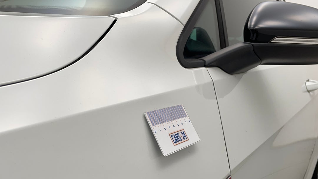 2016 Volkswagen Golf Gti 40 Years, Automatic, 117625 km, Quarter Panel Front LHS Guard Dent