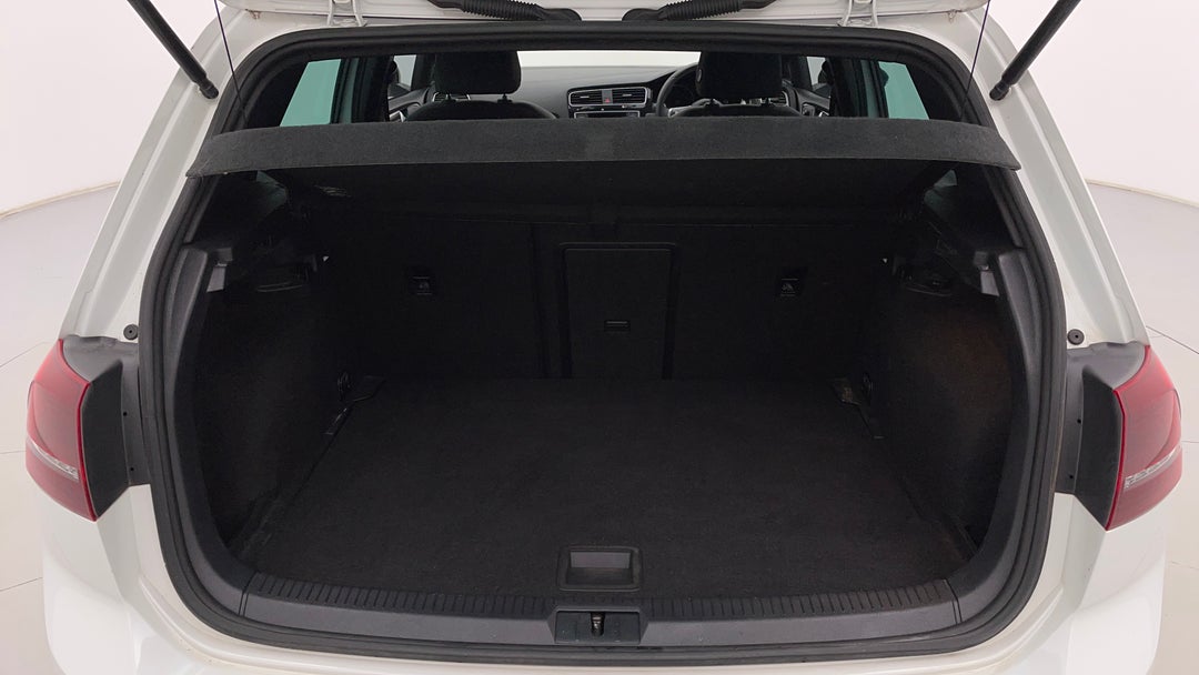 2016 Volkswagen Golf Gti 40 Years, Automatic, 117625 km, Boot Inside View