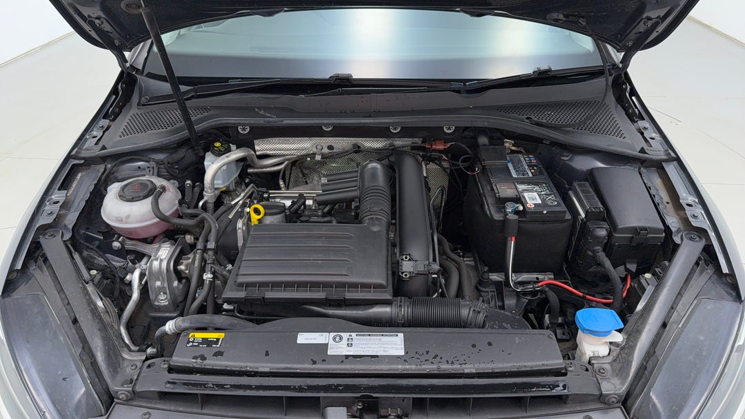 Open Bonnet (Engine)