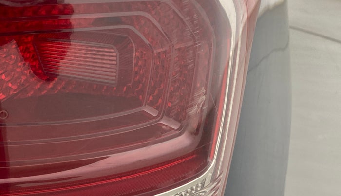 2015 Hyundai Xcent S 1.2, Petrol, Manual, 1,11,396 km, Right tail light - Minor scratches