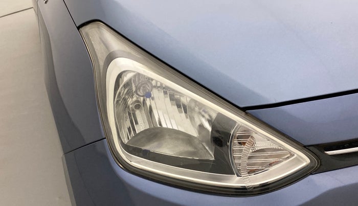 2015 Hyundai Xcent S 1.2, Petrol, Manual, 1,11,396 km, Right headlight - Faded