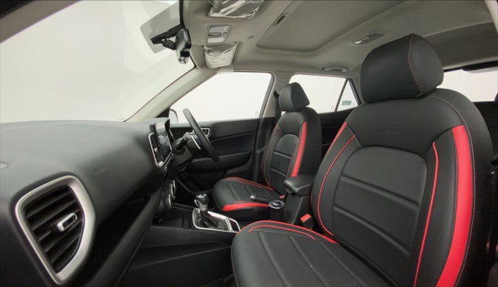 2021 Hyundai VENUE SX PLUS 1.0 TURBO DCT, Petrol, Automatic, 21,615 km, Right Side Front Door Cabin