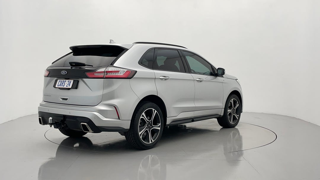 Right Back Diagonal (45- Degree) View