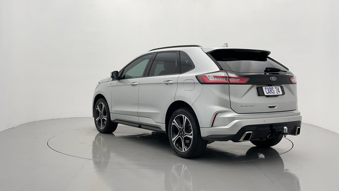 Left Back Diagonal (45- Degree) View