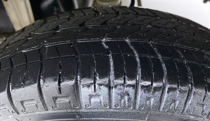 2019 Maruti Alto 800 LXI, Petrol, Manual, 63,389 km, Left Rear Tyre Tread