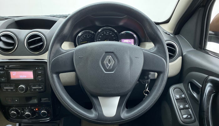 2015 Renault Duster RXL PETROL 104, Petrol, Manual, 29,530 km, Steering Wheel Close Up