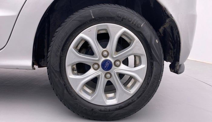 2017 Ford New Figo 1.2 TITANIUM, Petrol, Manual, 39,265 km, Left Rear Wheel