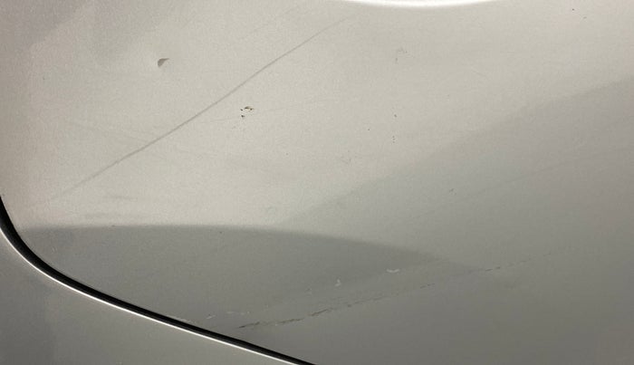 2018 Honda Brio S(O) MT, Petrol, Manual, 90,872 km, Right rear door - Minor scratches