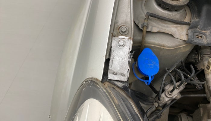 2018 Honda Brio S(O) MT, Petrol, Manual, 90,872 km, Right headlight - Clamp has minor damage