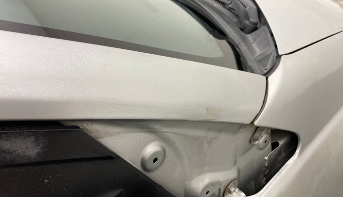 2018 Honda Brio S(O) MT, Petrol, Manual, 90,872 km, Right A pillar - Paint is slightly faded