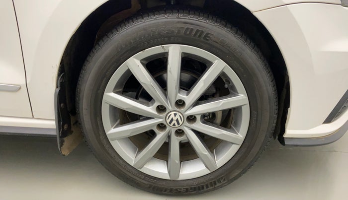 2020 Volkswagen Vento HIGHLINE PLUS 1.0L TSI AT, Petrol, Automatic, 89,509 km, Right Front Wheel