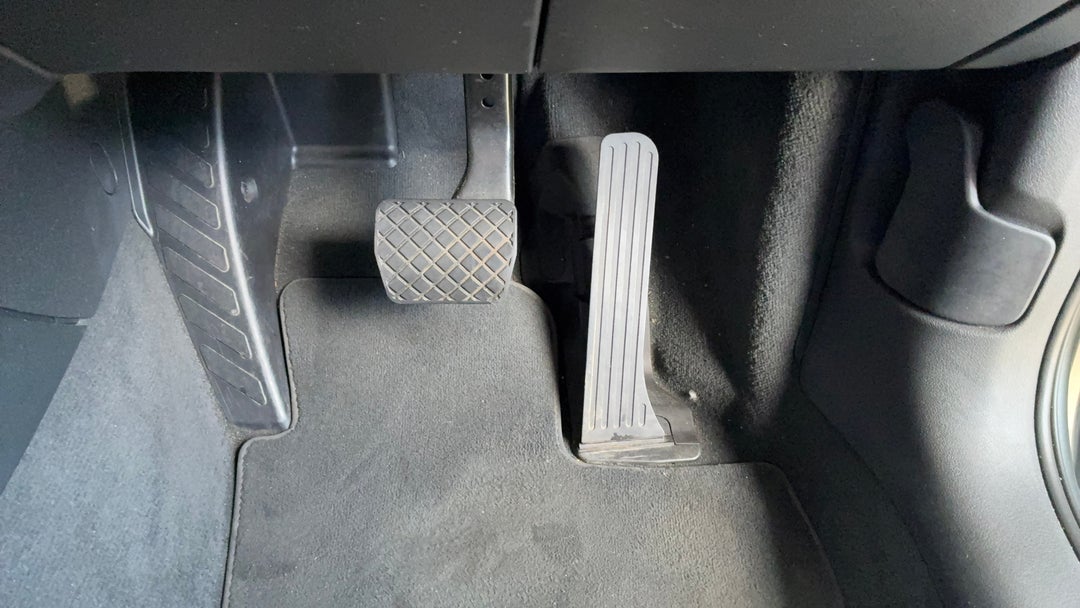 Pedals and Footmat
