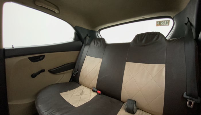 2013 Hyundai Eon ERA +, Petrol, Manual, 55,850 km, Right Side Rear Door Cabin
