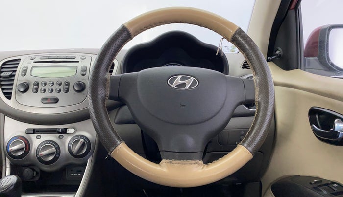 2014 Hyundai i10 SPORTZ 1.1, Petrol, Manual, 57,355 km, Steering Wheel Close Up