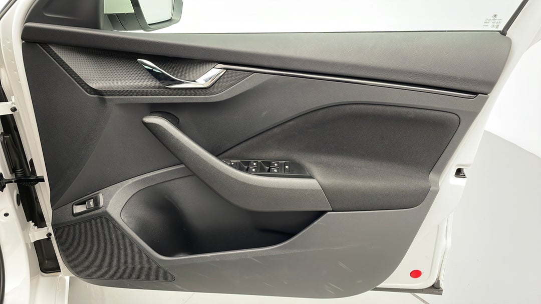 2021 SKODA Scala 110 Tsi Ambition, Automatic, 7513 km, Speaker View