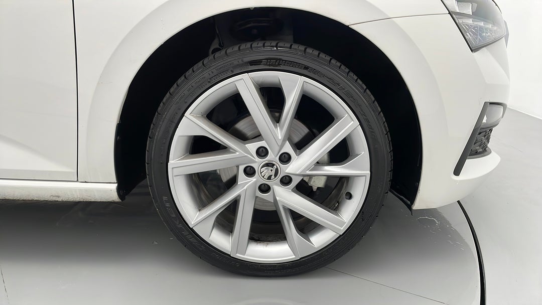 2021 SKODA Scala 110 Tsi Ambition, Automatic, 7513 km, Right Front Wheel