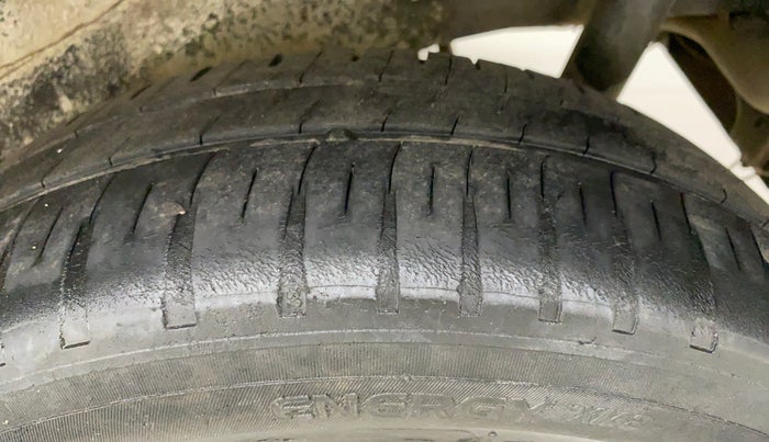 2012 Maruti Wagon R 1.0 VXI, Petrol, Manual, 63,458 km, Left Rear Tyre Tread