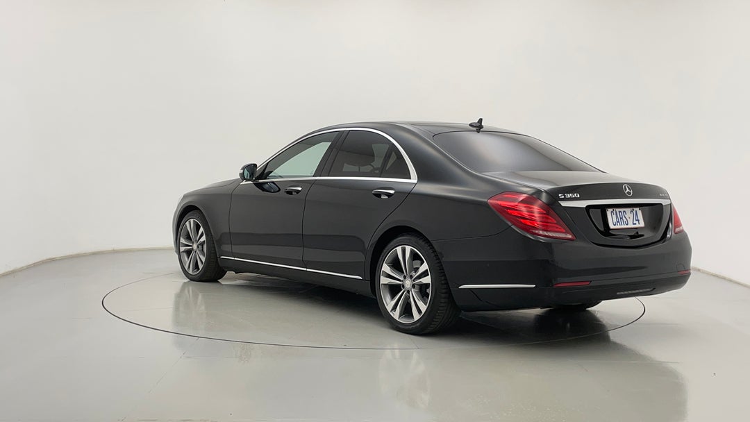 Left Back Diagonal (45- Degree) View