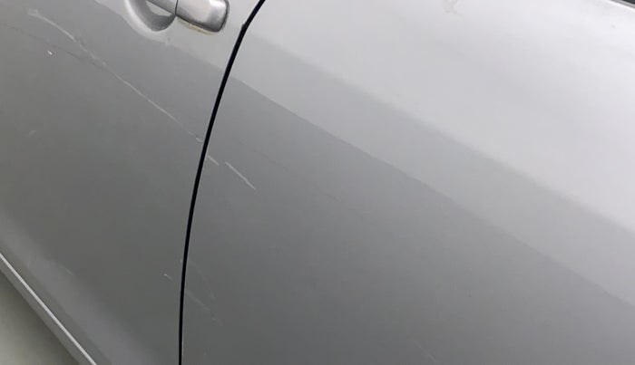 2013 Maruti Swift VXI, Petrol, Manual, 29,386 km, Rear left door - Minor scratches