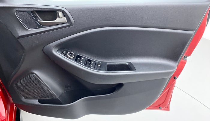 2015 Hyundai i20 Active 1.2 S, Petrol, Manual, 48,689 km, Driver Side Door Panels Control
