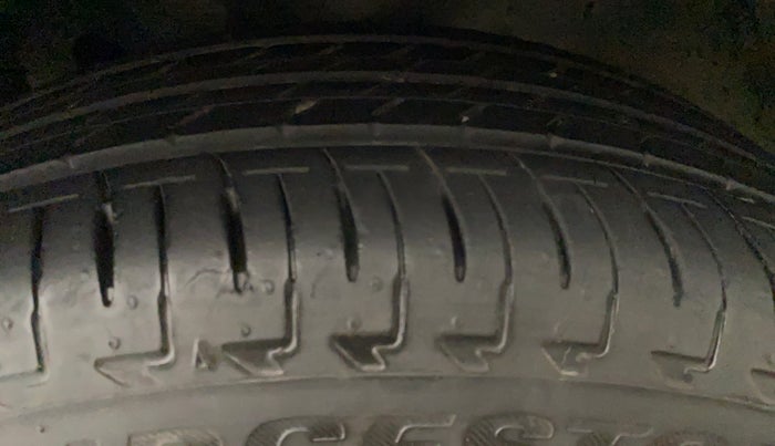 2017 Maruti IGNIS DELTA 1.2, Petrol, Manual, 30,176 km, Left Rear Tyre Tread