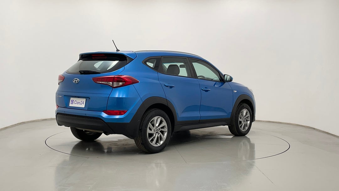 Right Back Diagonal (45- Degree) View