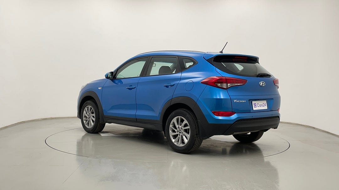 Left Back Diagonal (45- Degree) View