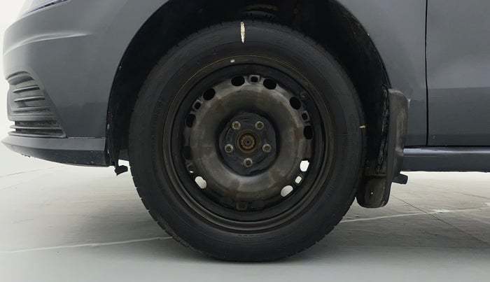 2018 Volkswagen Ameo COMFORTLINE 1.0, Petrol, Manual, 79,750 km, Left Front Wheel
