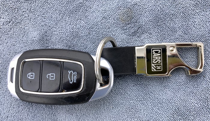 2019 Hyundai Verna 1.6 SX VTVT (O), Petrol, Manual, 81,902 km, Key Close Up
