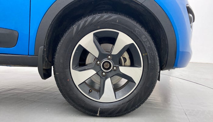 2018 Tata NEXON XZA+ 1.5, Diesel, Automatic, 80,132 km, Right Front Wheel