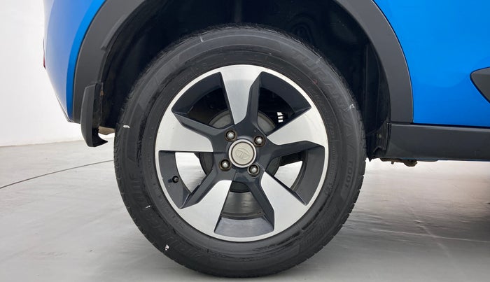 2018 Tata NEXON XZA+ 1.5, Diesel, Automatic, 80,132 km, Right Rear Wheel