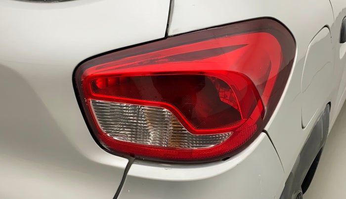 2016 Renault Kwid RXT 1.0 (O), Petrol, Manual, 77,559 km, Right tail light - Minor scratches