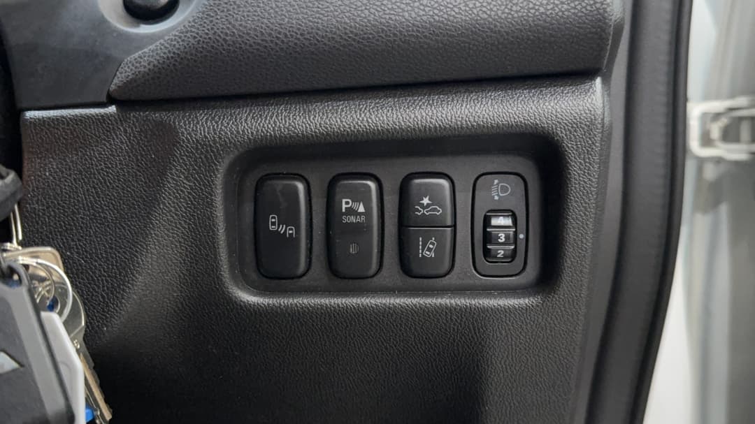 2020 Mitsubishi ASX Es Adas ( 2WD), Automatic, 119039 km, Utility Switches/Buttons