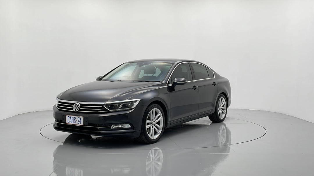 Left Front Diagonal (45- Degree) View