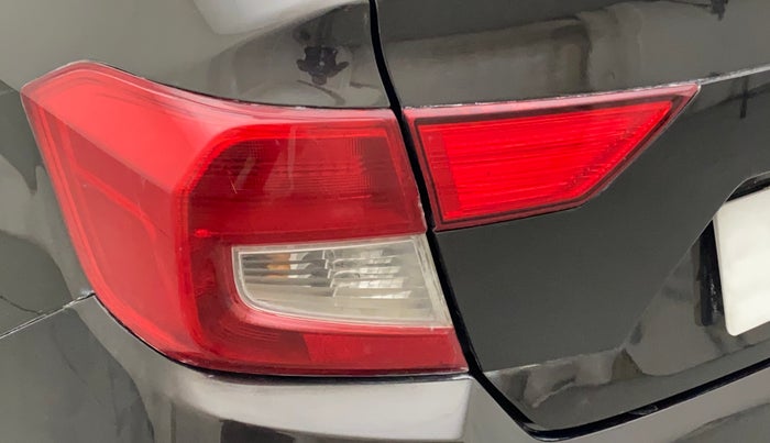 2019 Honda Amaze 1.2L I-VTEC S, Petrol, Manual, 37,783 km, Left tail light - Minor damage