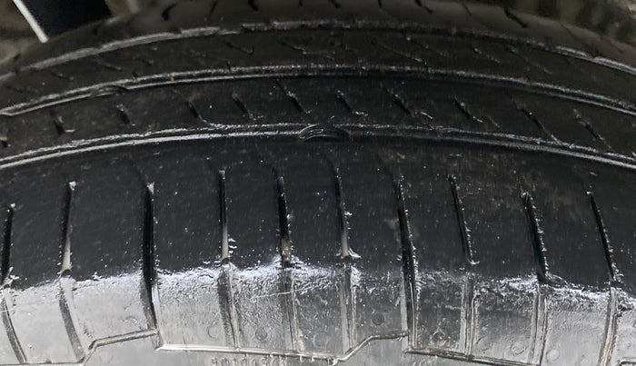 2014 Maruti Wagon R 1.0 LXI CNG, CNG, Manual, 53,504 km, Right Rear Tyre Tread